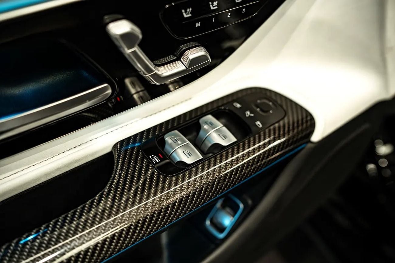 مرسيدس بنز SL 55 AMG SL 55 AMG 4Matic Plus - GCC Specs