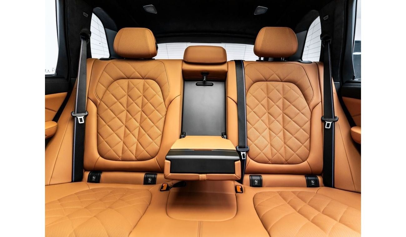 بي أم دبليو X5 M60i xDrive