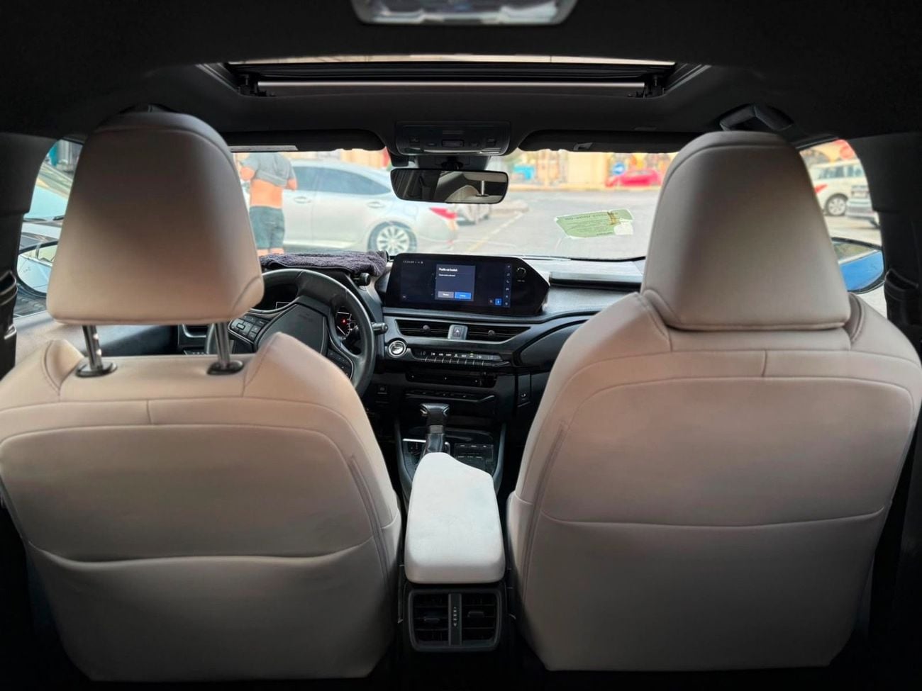 Lexus UX250h STD (NON GCC)