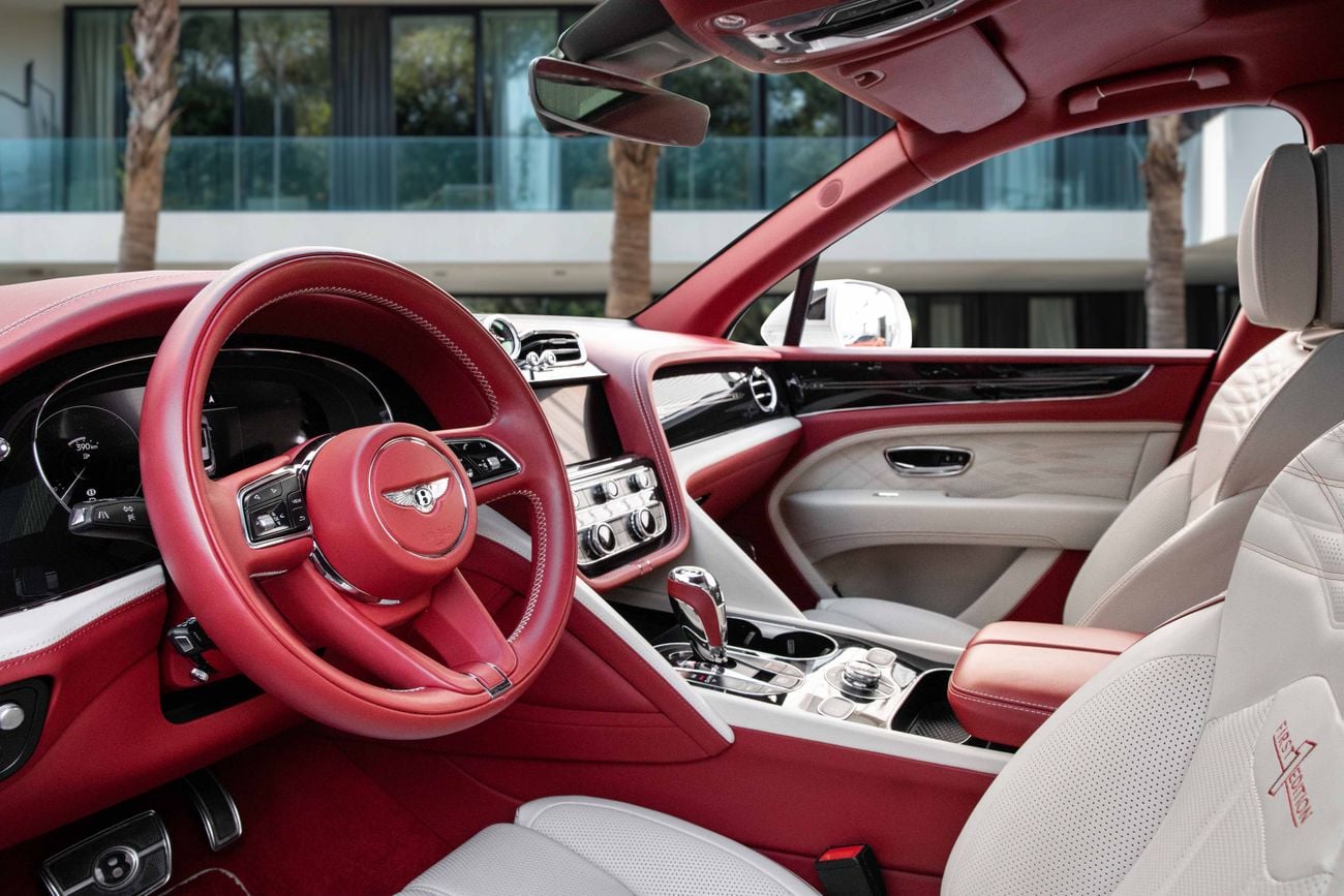 Bentley Bentayga Bentayga | 16,842 P.M | 0% Downpayment | Bentayga Azure | Bentley Warranty!