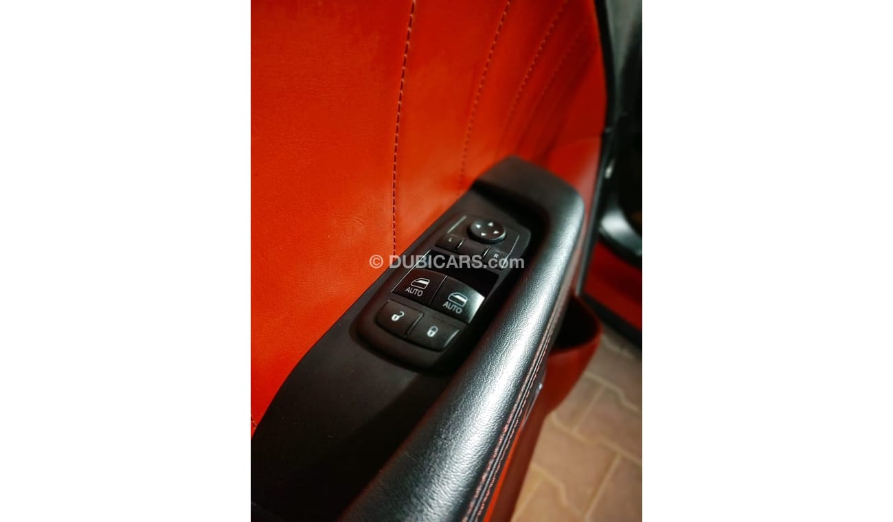 Dodge Challenger Scat Pack