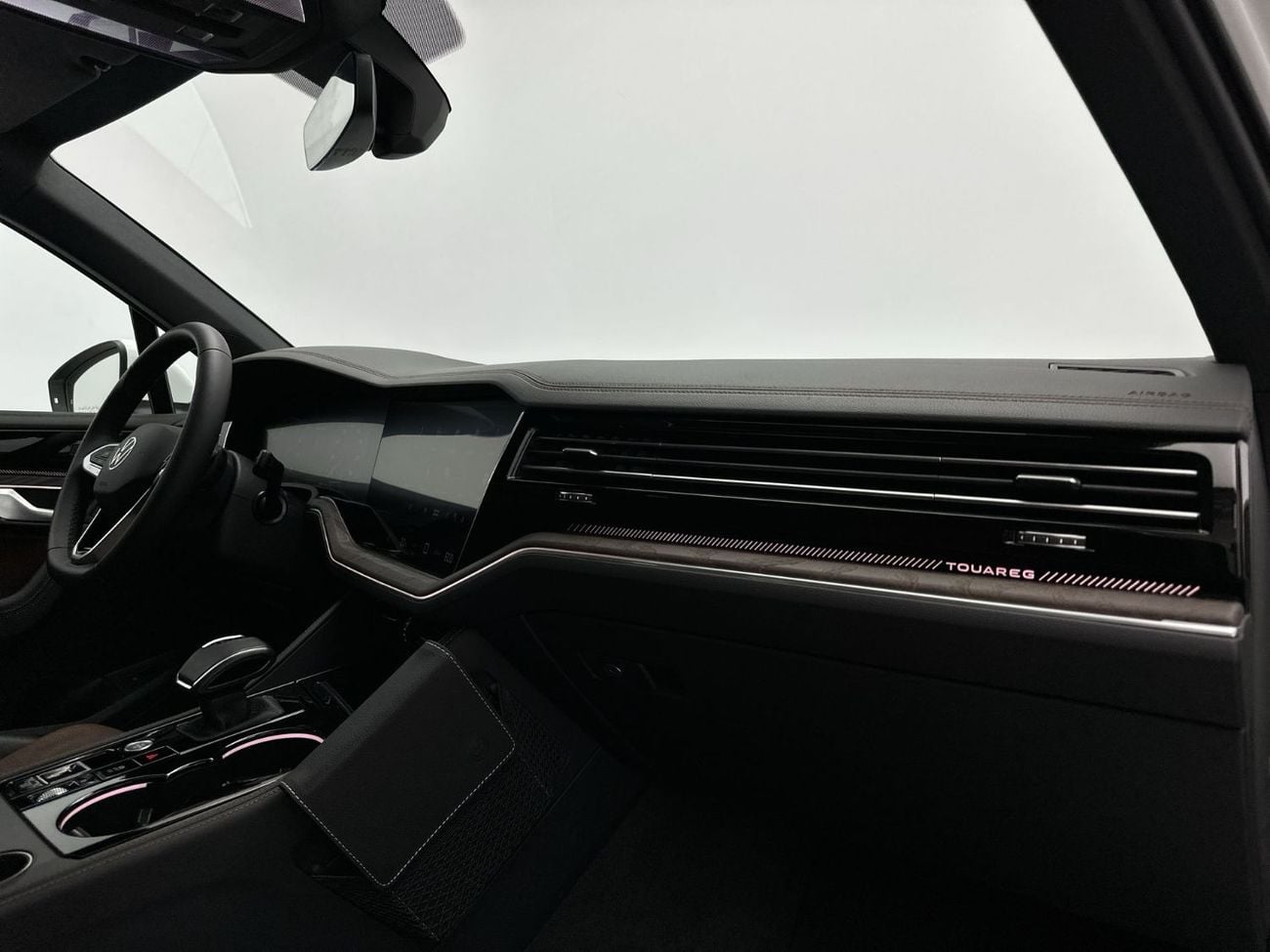 Volkswagen Touareg 3.0T TL (340 HP) Touareg Elegance (Ref#02784)