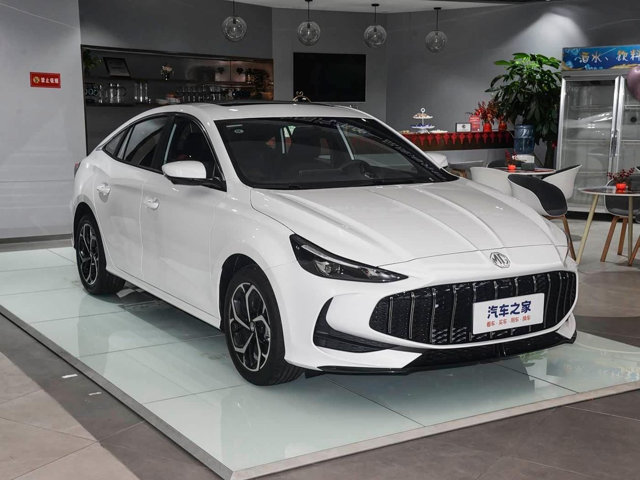 MG 5 MG5 AT 2025 Global Flagship Edition MG5 2025 300TGI Global Edition