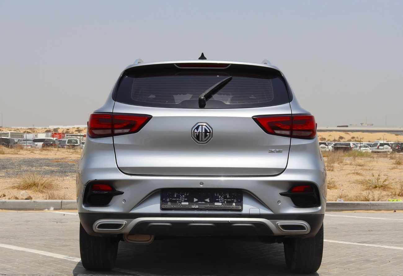 MG ZS Std 1.5L MG ZS 2022 model - GCC, in excellent condition, accident-free, with a 1.6L- 76,000 km. Pric