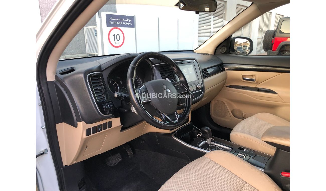 Mitsubishi Outlander GLS GCC