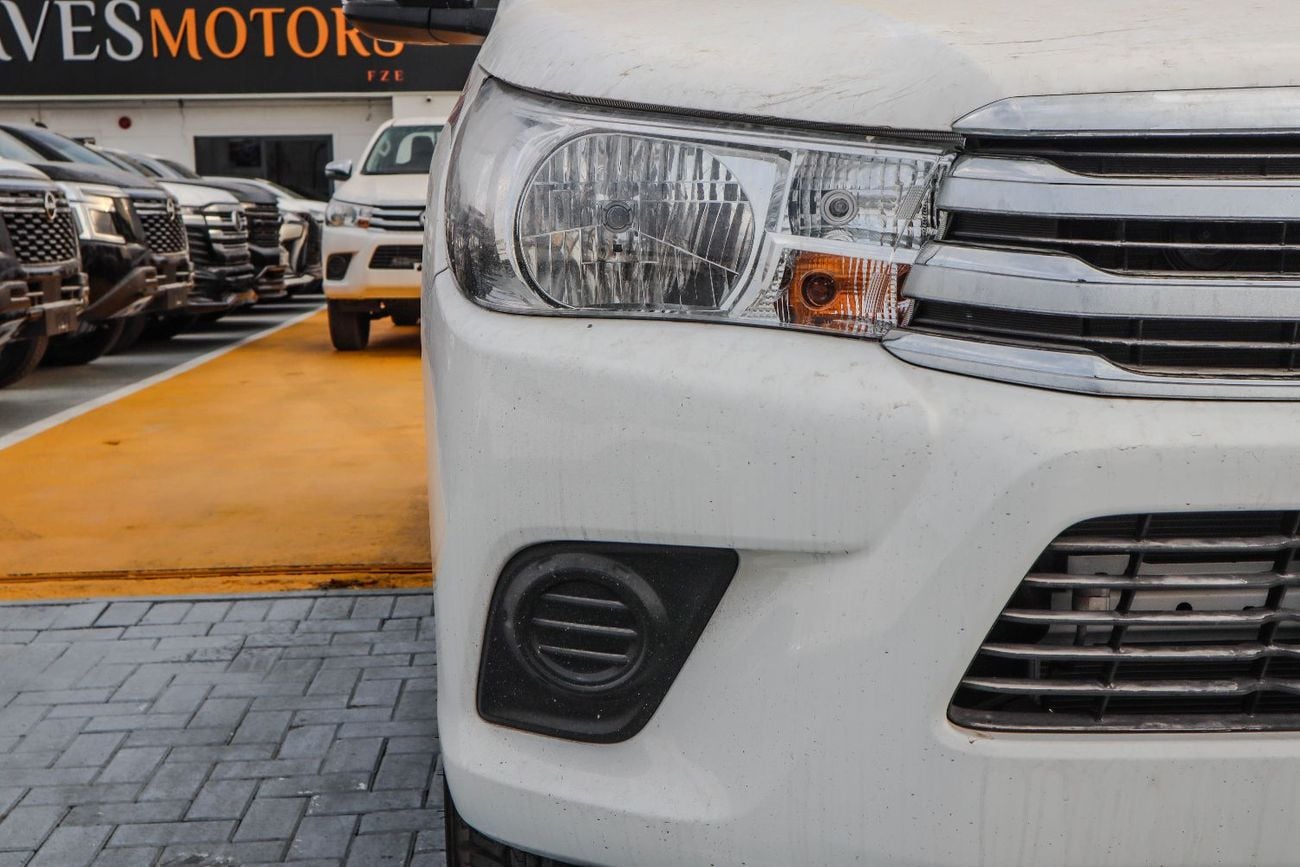 تويوتا هيلوكس toyota hilux single cab (TGN126) 2.7L Pick-up 4WD 2 Doors manual 2026 model without diff lock