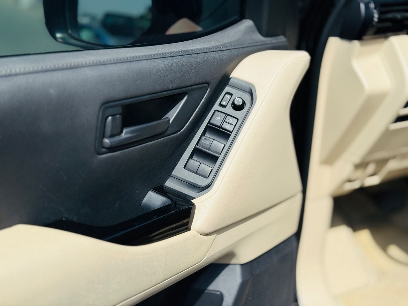Toyota Land Cruiser Full option