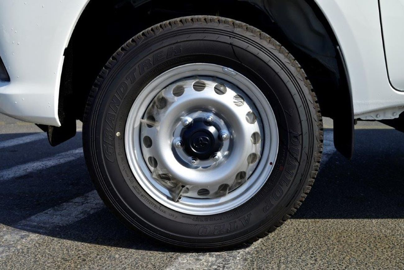 Toyota Hilux 2025 TOYOTA HILUX DOUBLE CAB PICKUP DLX-G 2.4L DIESEL 4WD 6-SEATER MANUAL TRANSMISSION