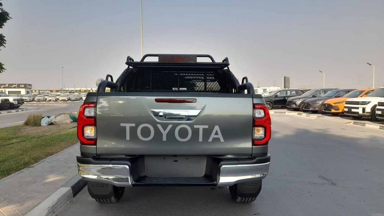 تويوتا هيلوكس Right-Hand drive 2.8 diesel Auto Full options