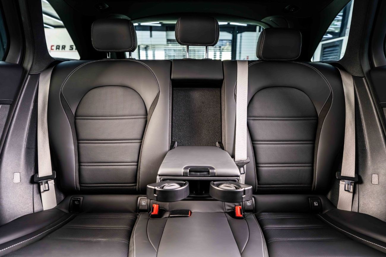 Mercedes-Benz GLC 63 S AMG 4MATIC+ 4.0L Low Mileage-Night Package-Active Sports Exhaust