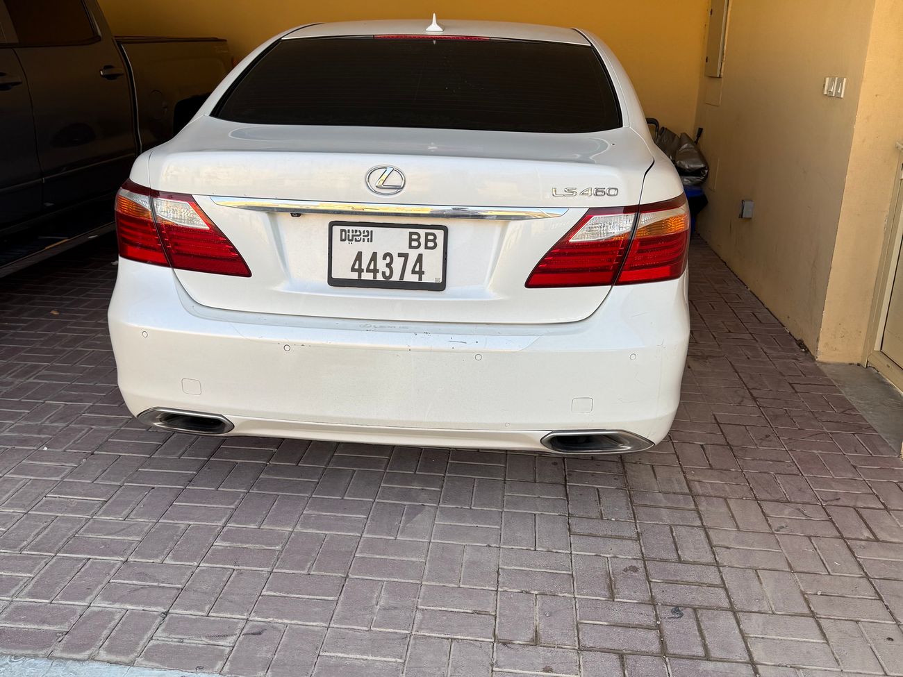 Lexus LS460