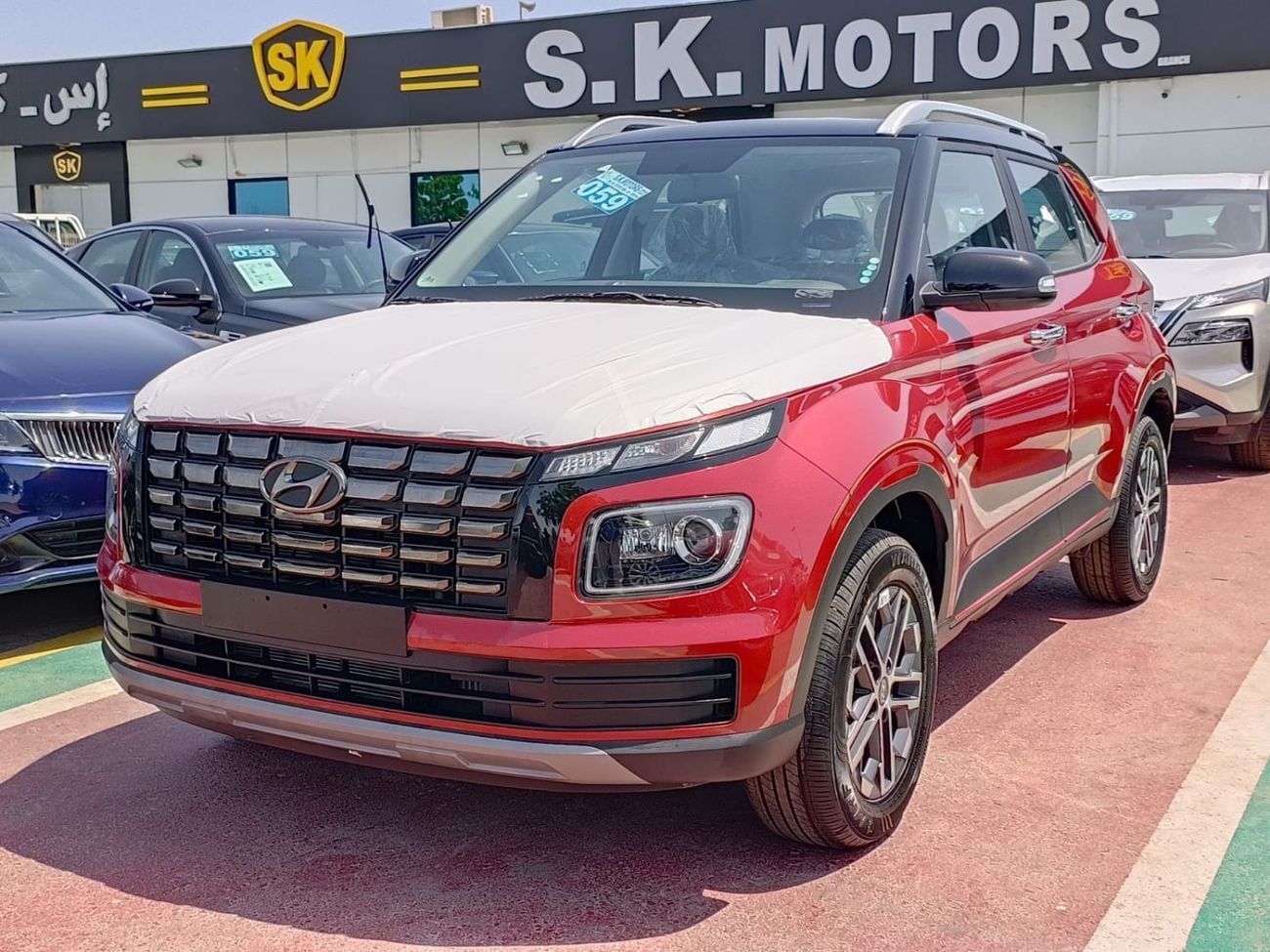 Hyundai Venue PREMIER PLUS TURBO/ 1.0L V4/ SUNROOF/ FULL OPTION (CODE # VEN10AF)