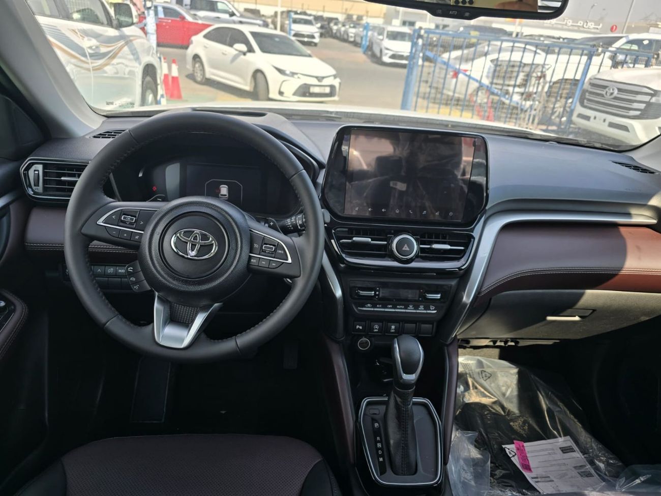 تويوتا أوربان كروزر 1.5L PETROL, FULL OPTIONS, GCC, 2025