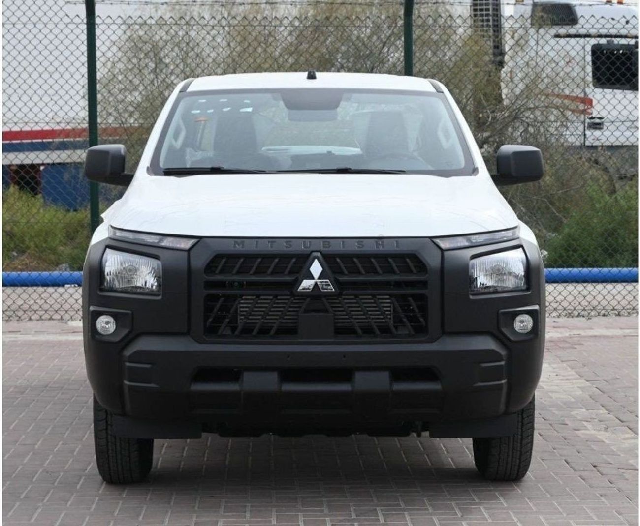 ميتسوبيشي L200 Mitsubishi L200 2.4L Diesel MT MY2024