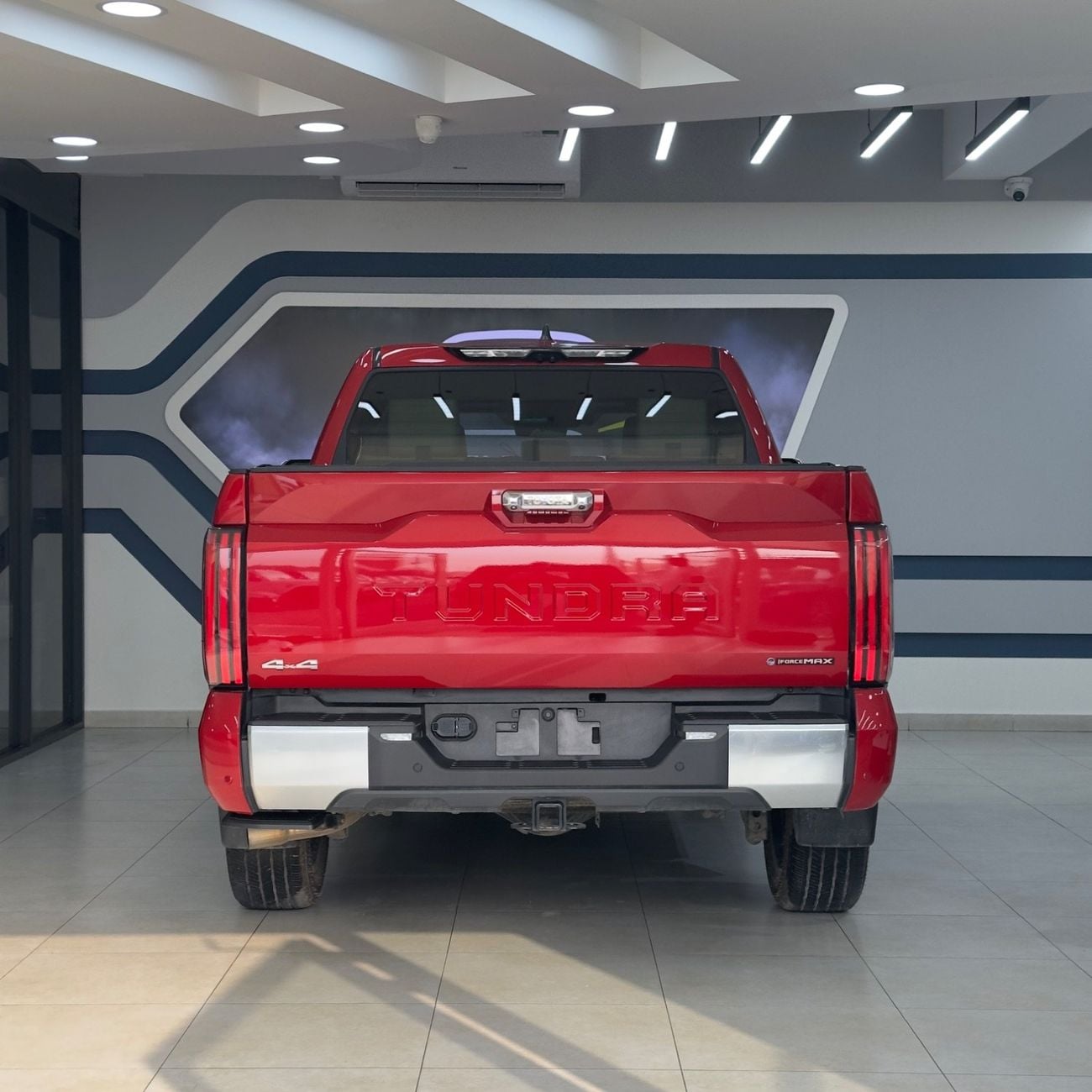 Toyota Tundra CREWMAX CAPSTONE (NON GCC)
