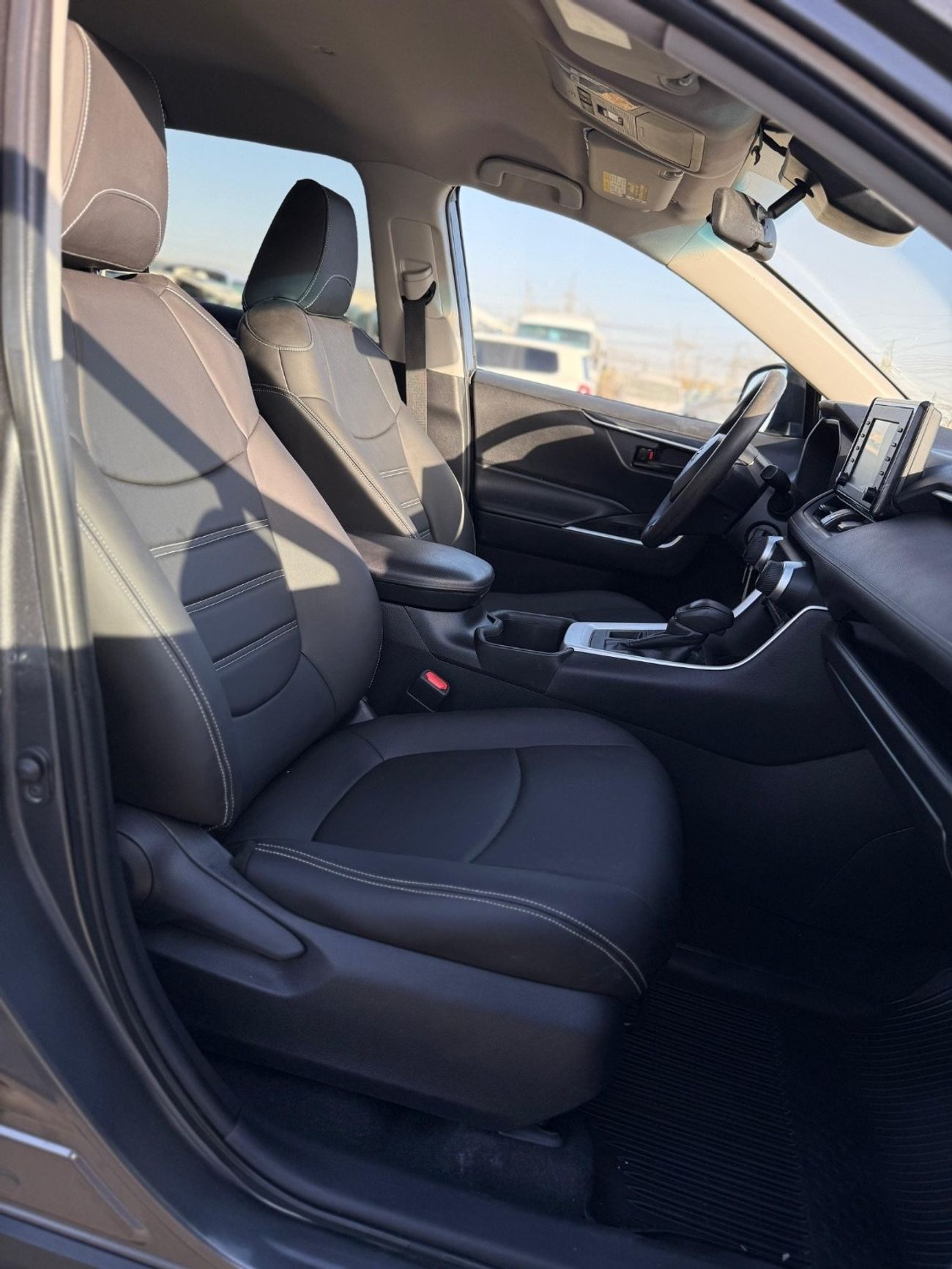 تويوتا راف ٤ 4WD 2022