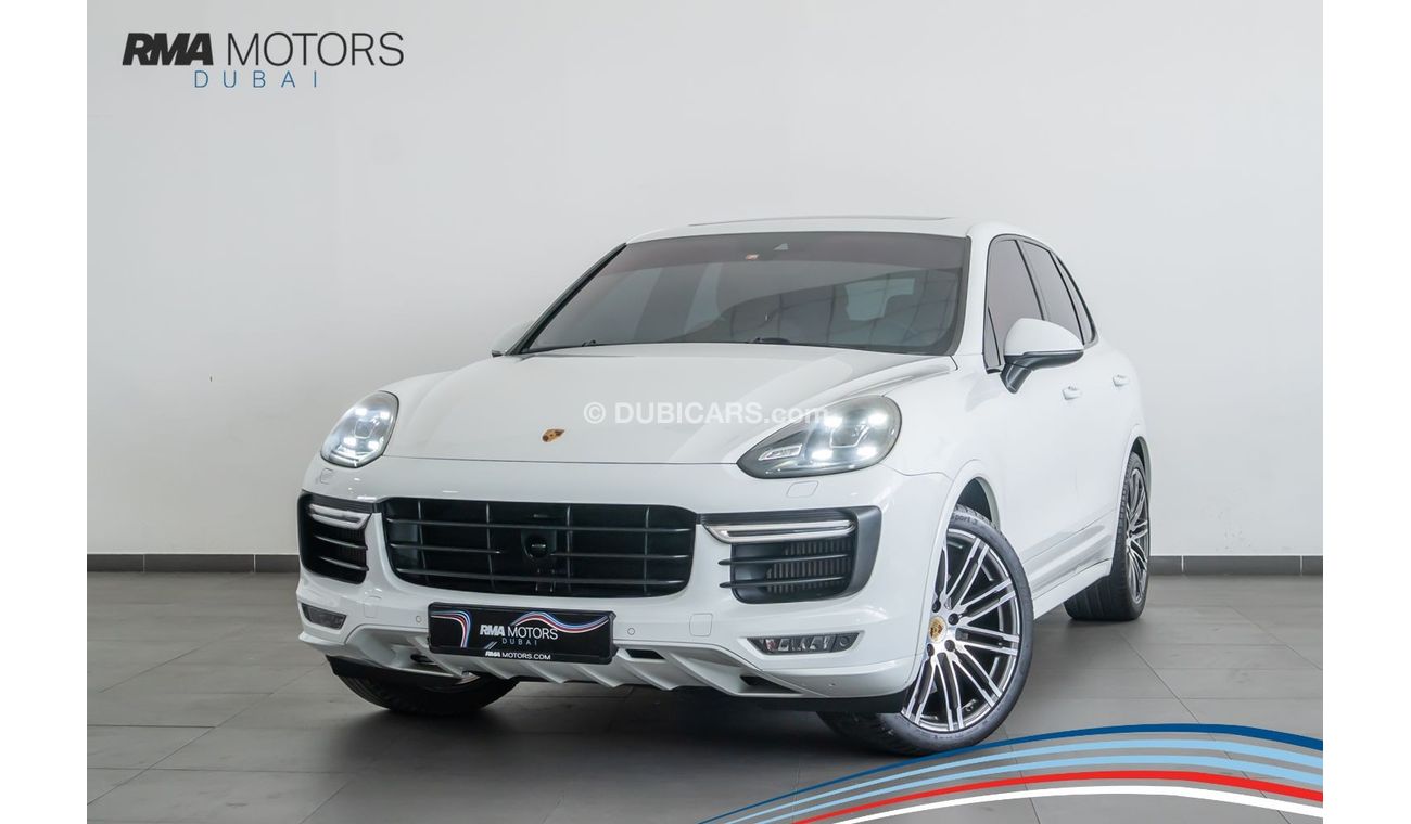 Porsche Cayenne 2016 Porsche Cayenne GTS 3.6L V6/ High Option / Sport Chrono Package & Sports Exhaust