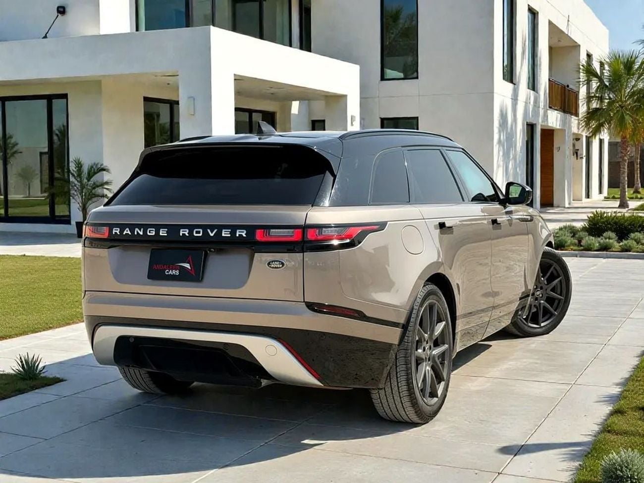 لاند روفر رينج روفر فيلار !! EID SALE !! 1 YEAR FREE WARRANTY !!  AED 2,320 P.M | 0% DOWN PAYMENT | RANGE ROVER VELAR P250 S