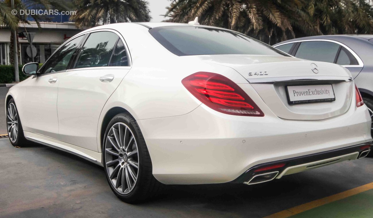 Mercedes-Benz S 400