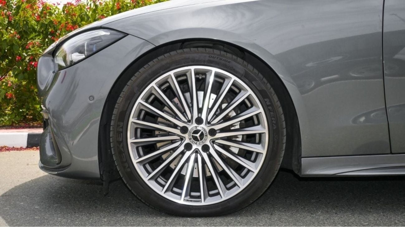 مرسيدس بنز C 300 Std Perfect Condition | Mercedes-Benz C300 2.0L | Panorama 360 degree cameras, With Warranty  | 2022
