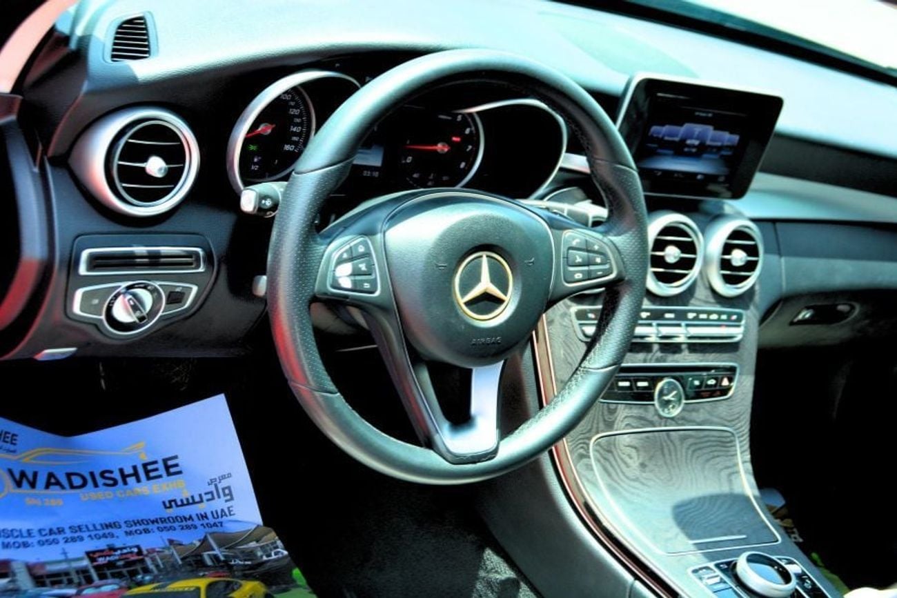 Mercedes Benz C300 STANDARD