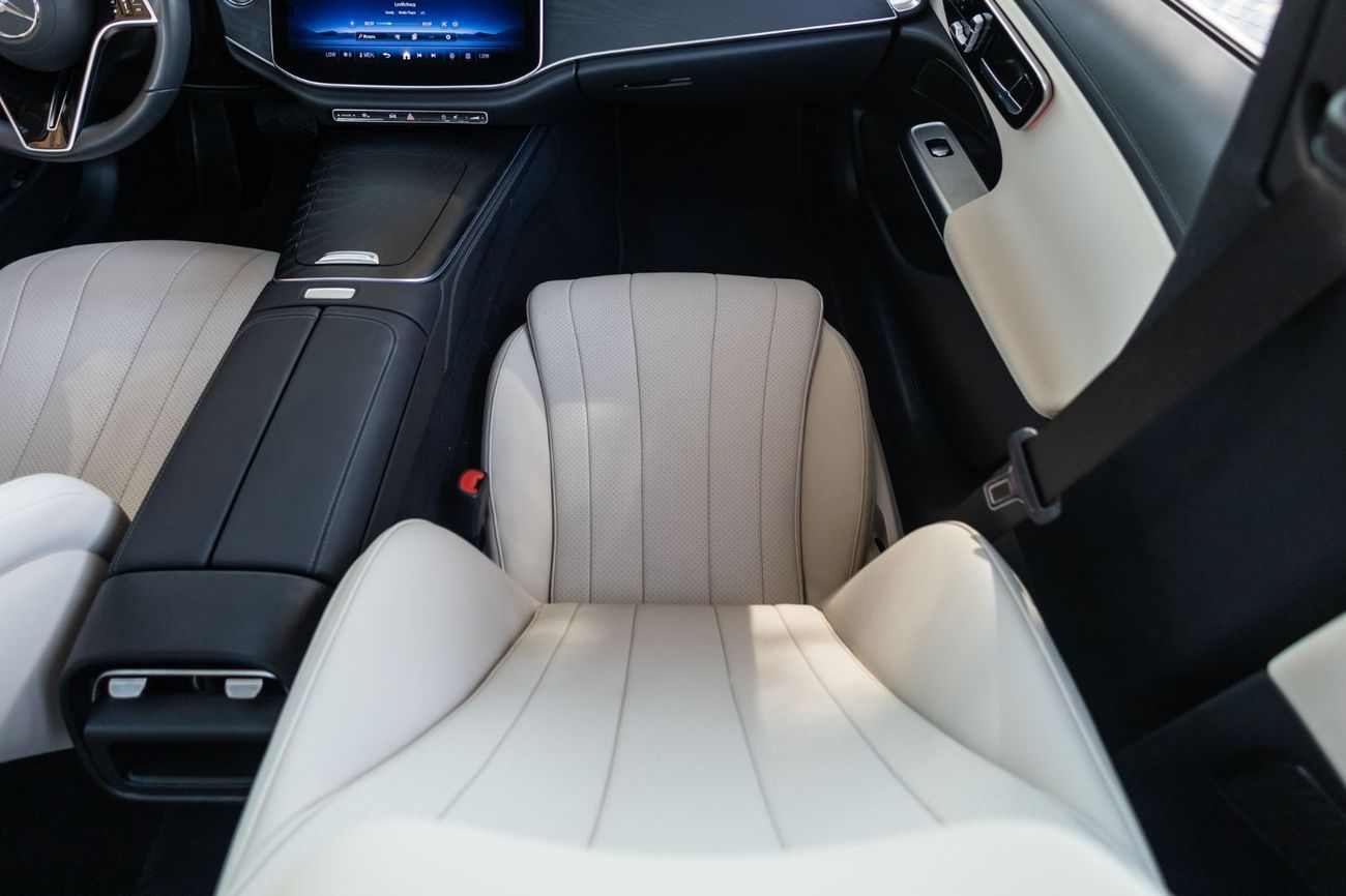 Mercedes-Benz E200 2.0L