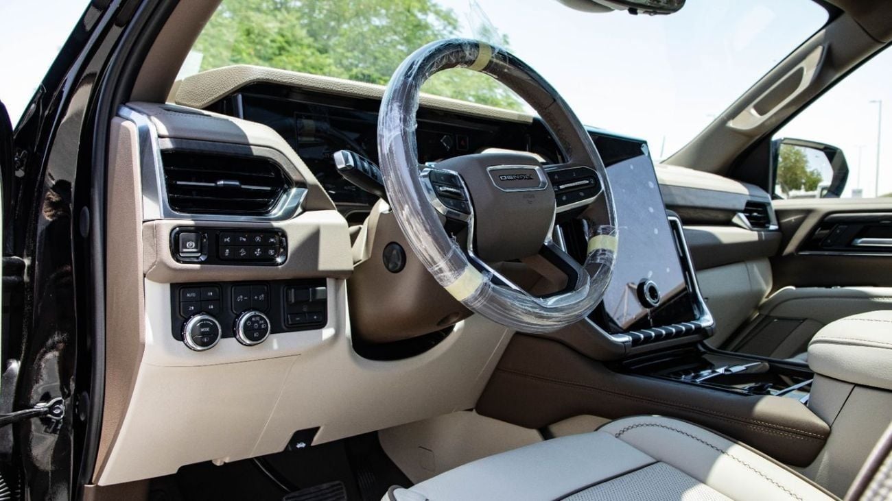 GMC Yukon XL  Denali V8 4WD | 2026 | 5 Years Warranty & Contract Service