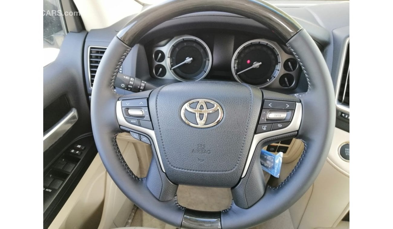 Toyota Land Cruiser v6  gxr grand Turing   full option