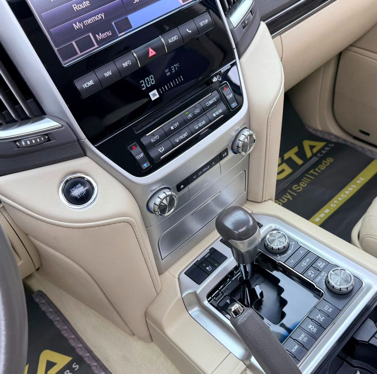Toyota Land Cruiser 2020 Toyota Land Cruiser VX S, Auto Guard Warranty, Service History, GCC Specs