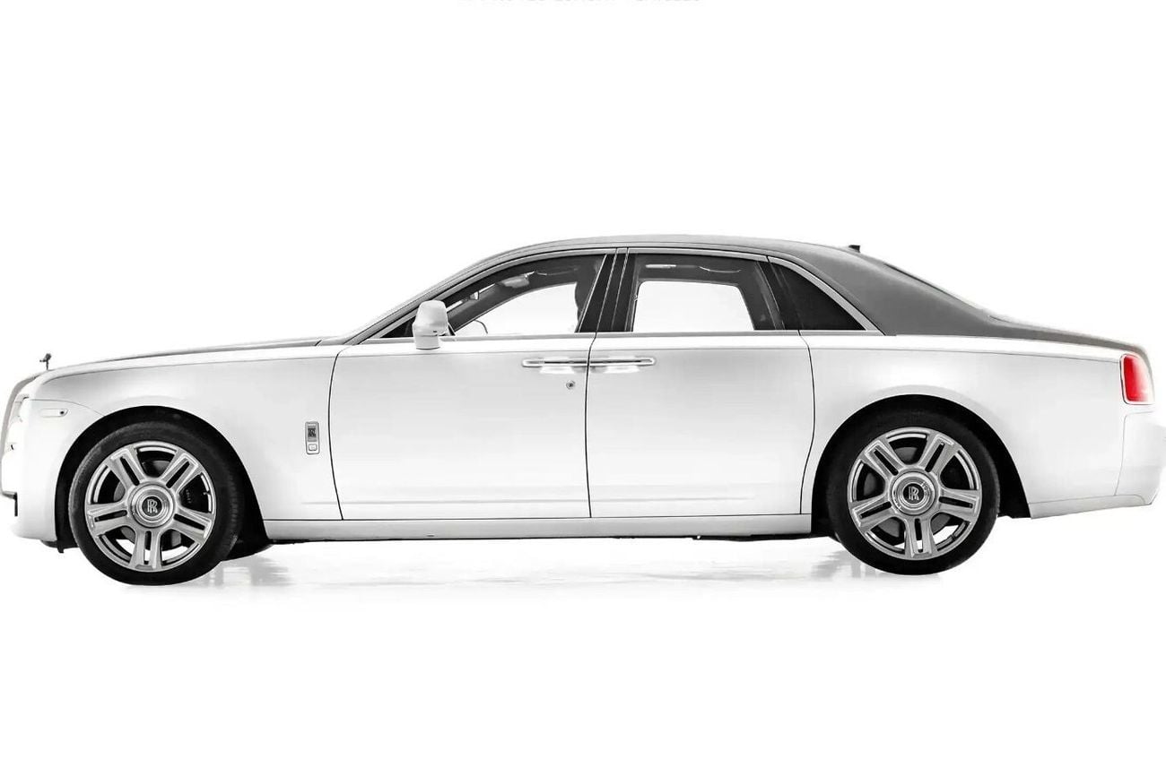 Rolls Royce Ghost Silver Badge