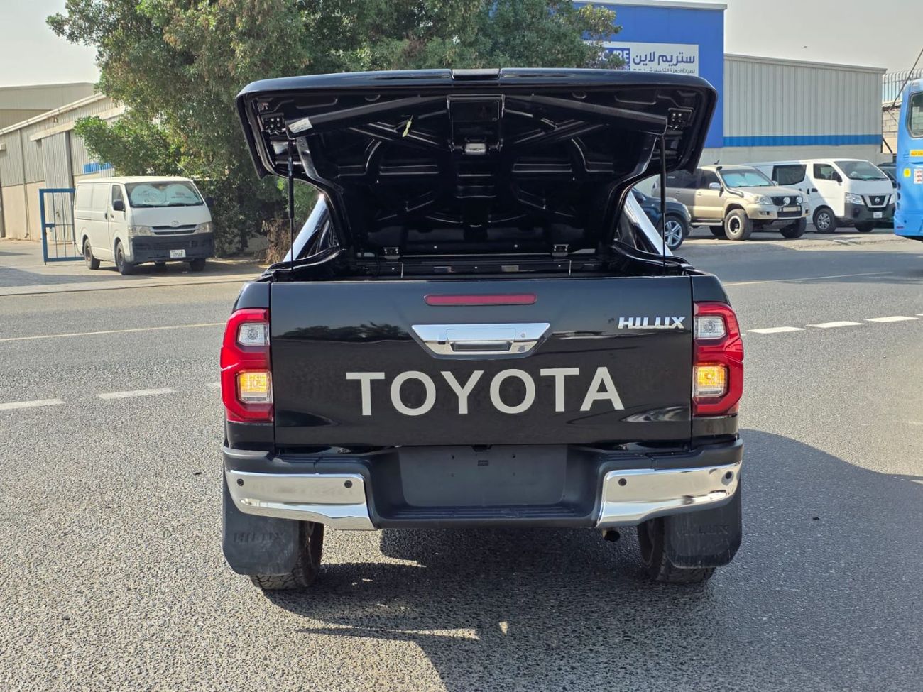 Toyota Hilux RIGHT HAND DRIVE ONLY FOR EXPORT 2.8 LITER SHAPE MODIFIED 2024