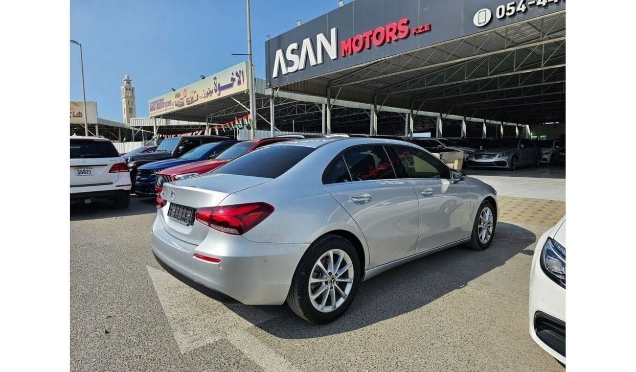 مرسيدس بنز A 220 Mercedes A220