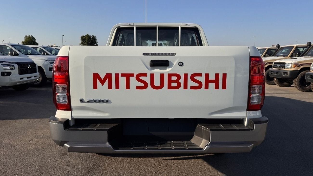 Mitsubishi L200 ATHLETE L200 GLS I 2.4L  DIESEL ENGINE 4WD I 6 SPEED AUTOMATIC TRANSMISSION I