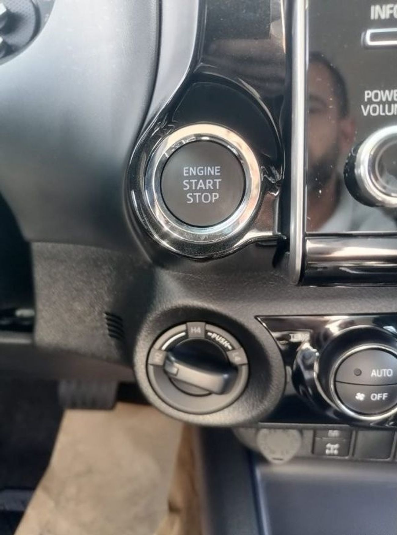 Toyota Hilux New 2025 Toyota Hilux 2.4L  SR5 Diesel Full option 4X4 Automatic Zero KM