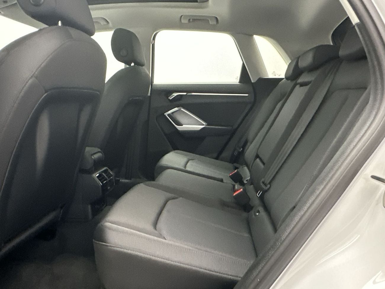 Audi Q3 35 TFSI Advanced 2.0L 150hp (Ref# 1024236)