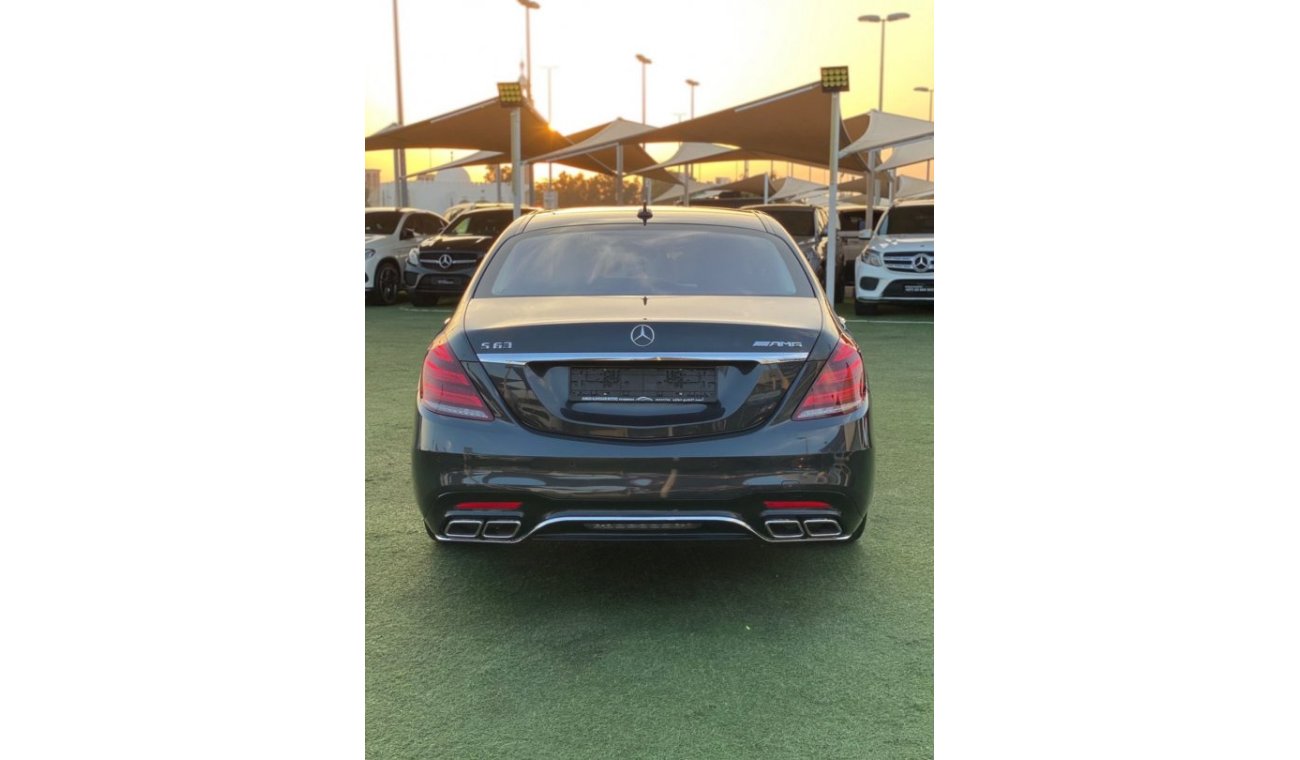 مرسيدس بنز S 500 AMG