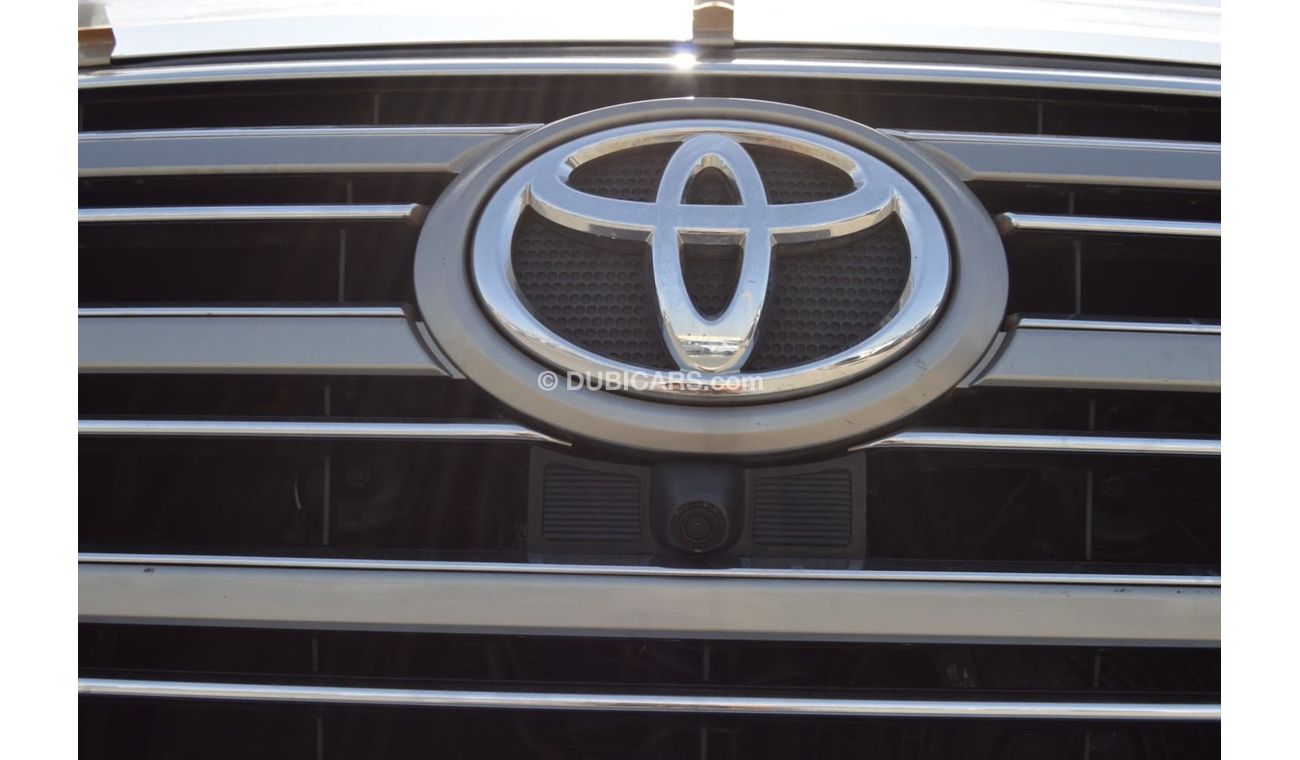 Toyota Land Cruiser Full option clean car
