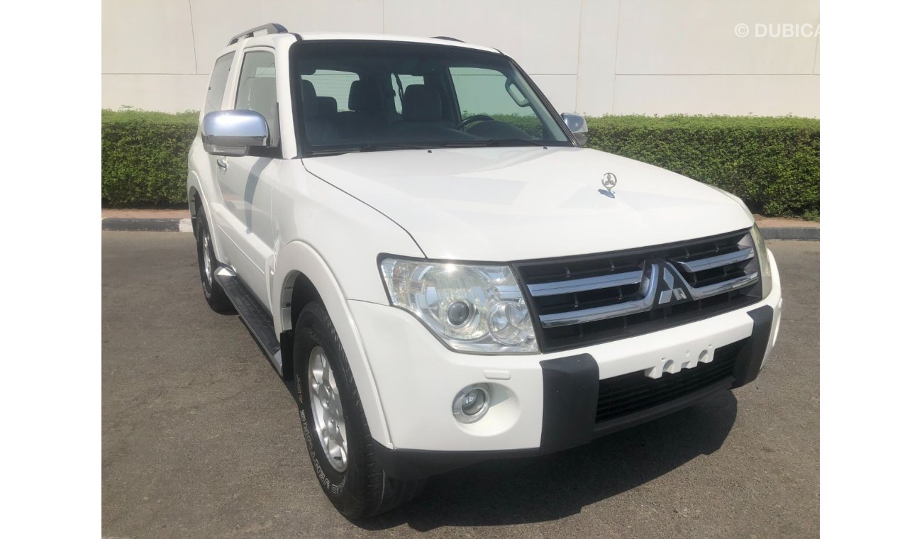 ميتسوبيشي باجيرو MITSUBISHI PAJERO CUPE SHORT WHEEL GLS V6  .EXCELLENT CONDITION 4X4