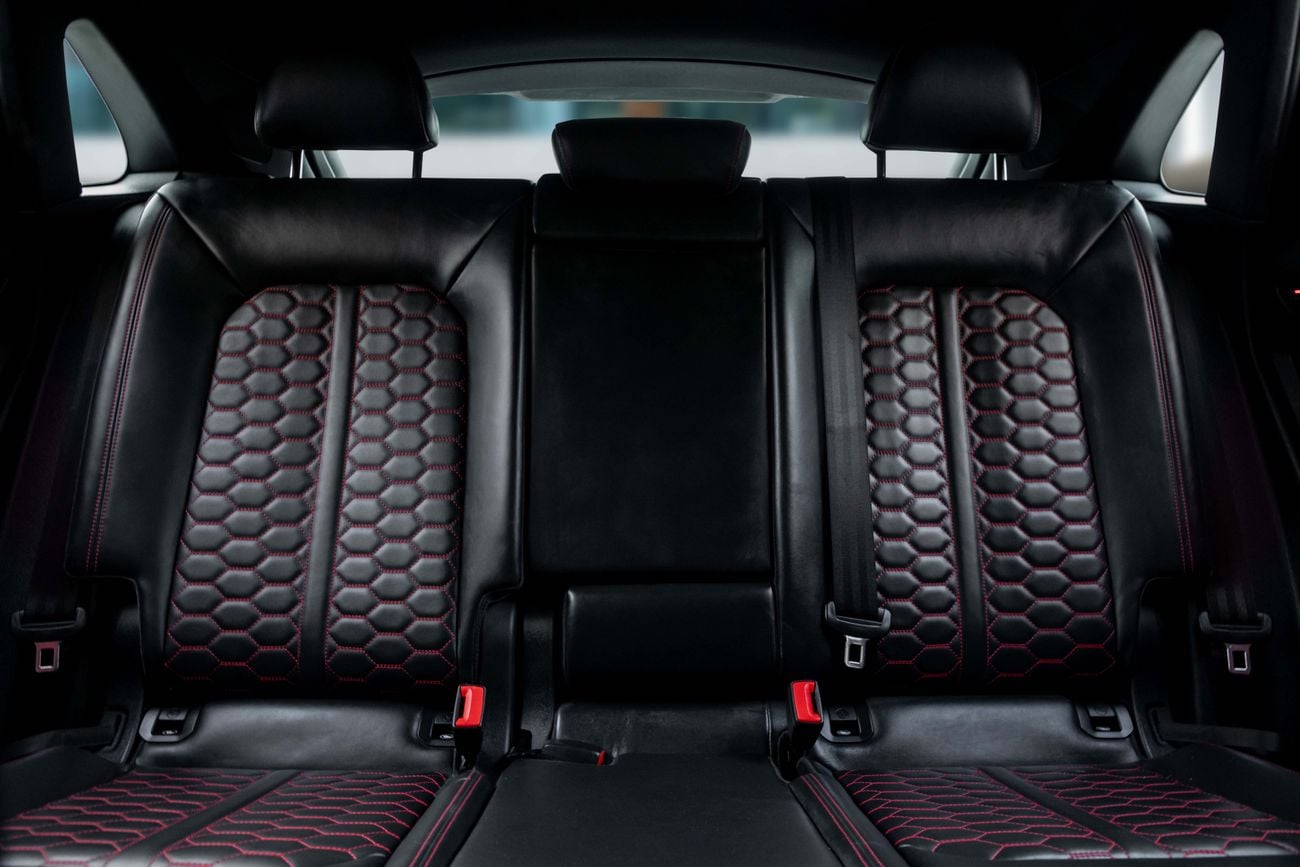 Audi RS Q3 RSQ3 Sportback 2.5 TFSI Quattro S-tronic | 4,093 P.M | 0% Downpayment |  AUDI SERVICE CONTRACT