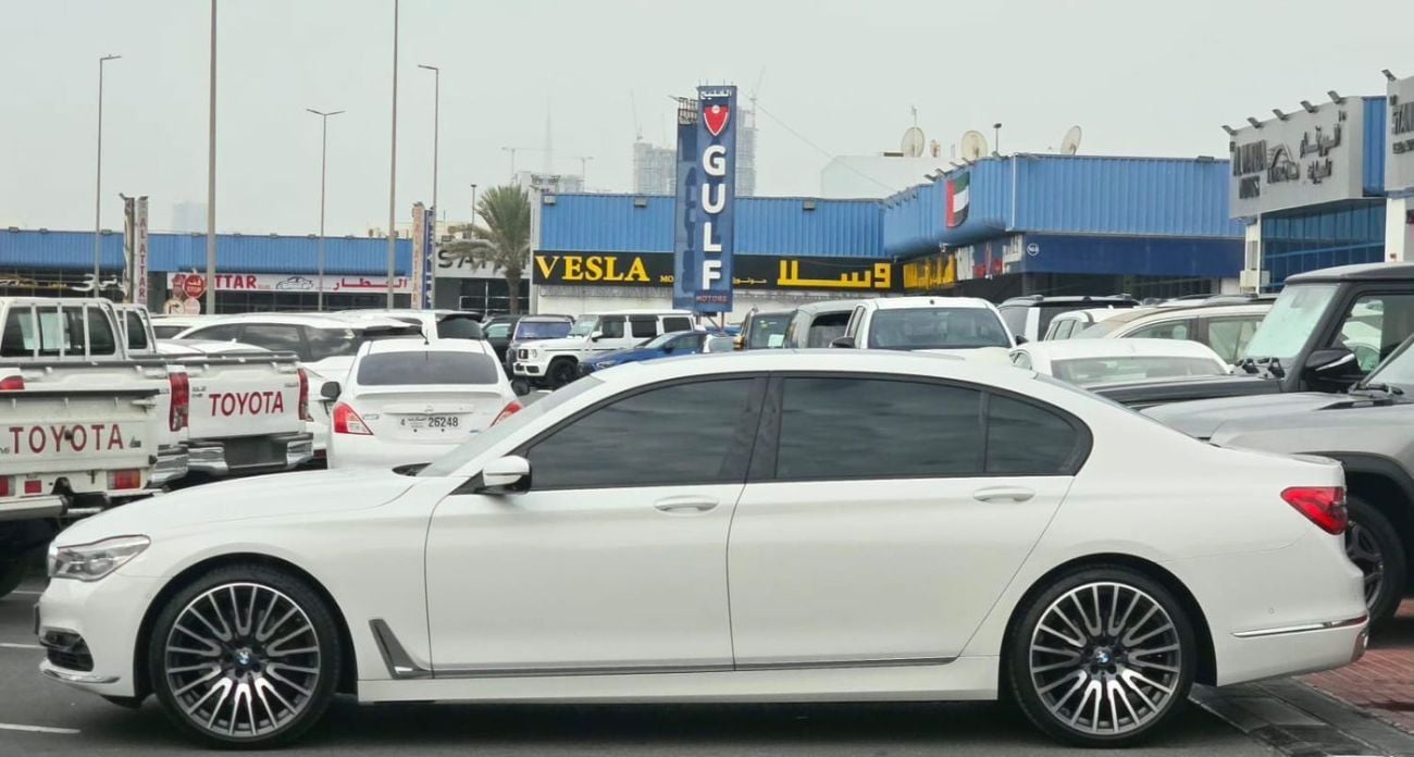 BMW 750i XDrive Luxury Original paint 2016 GCC