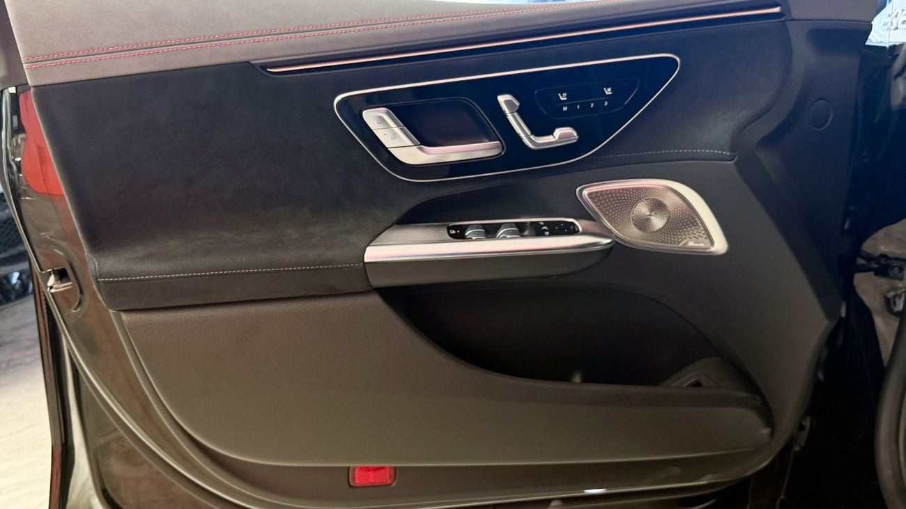 مرسيدس بنز EQE 53 4M Mercedes-Benz EQE 53 AMG 2024 - GCC - Under Warranty