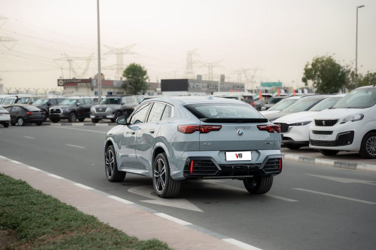 بي أم دبليو X2 