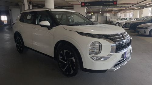 ميتسوبيشي آوتلاندر 2024 GLX HIGHLINE SYNTHETIC LEATHER 4WD | AED 1244/Month | 0 DP | 30 Day Return | Warranty