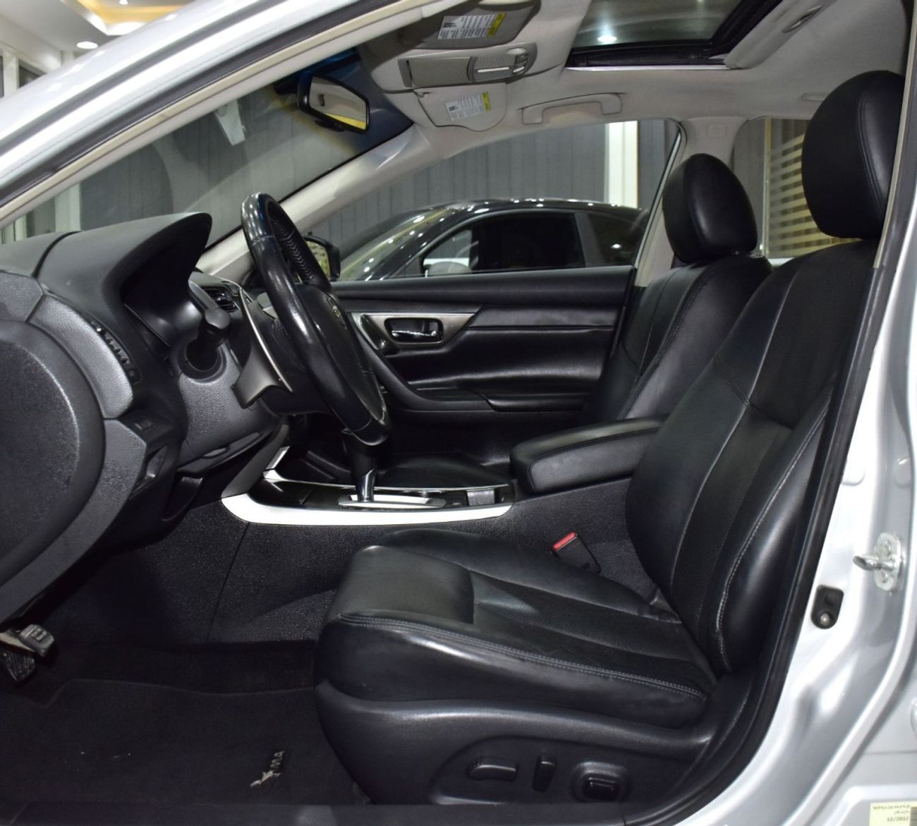 نيسان ألتيما EXCELLENT DEAL for our Nissan Altima 3.5 SL ( 2013 Model ) in Silver Color GCC Specs