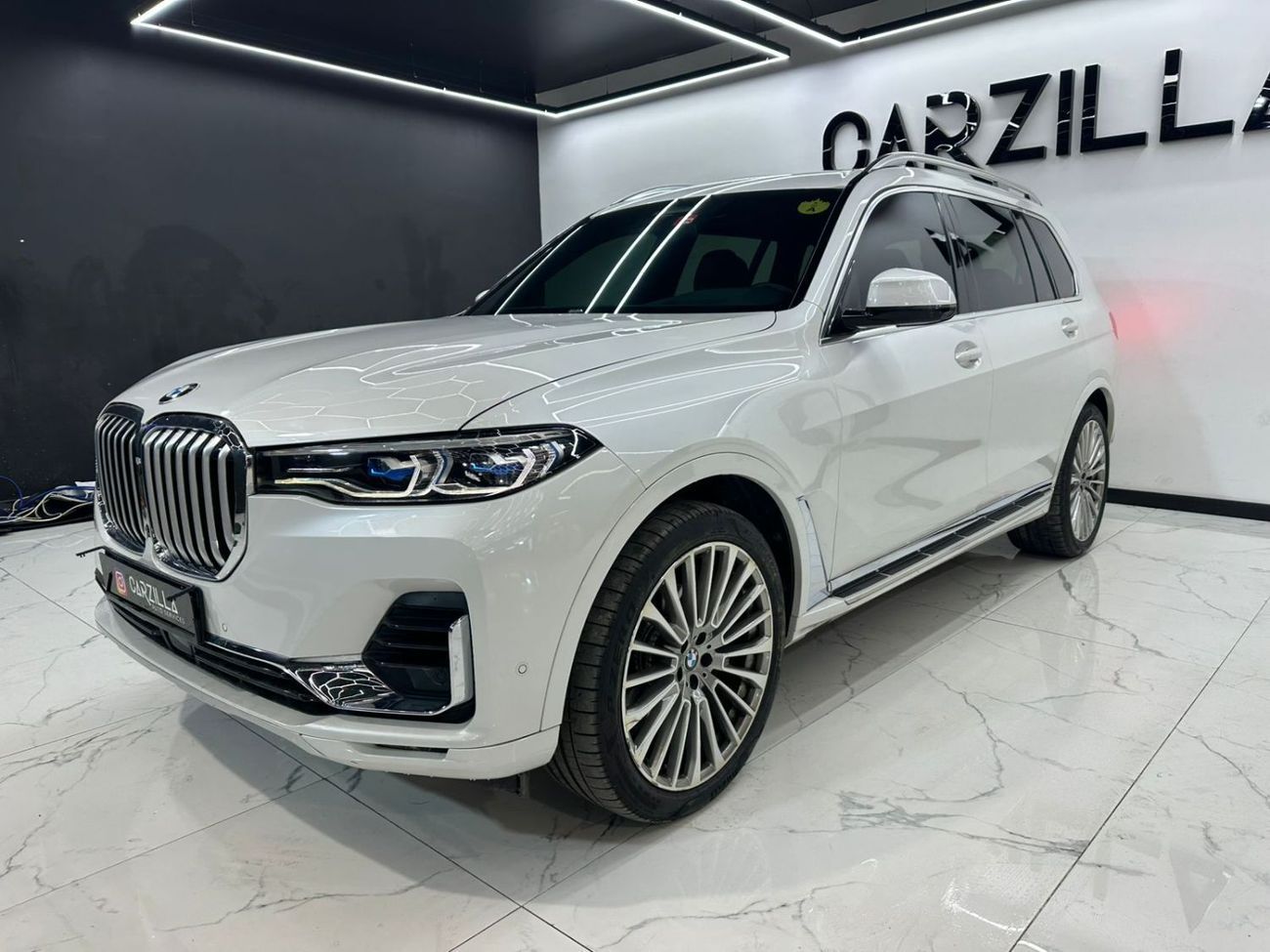 BMW X7 40i Pure Excellence 3.0L AED 3,427 / Monthly l 0% Down Payment l Masterclass Captain Seats l 1 Year