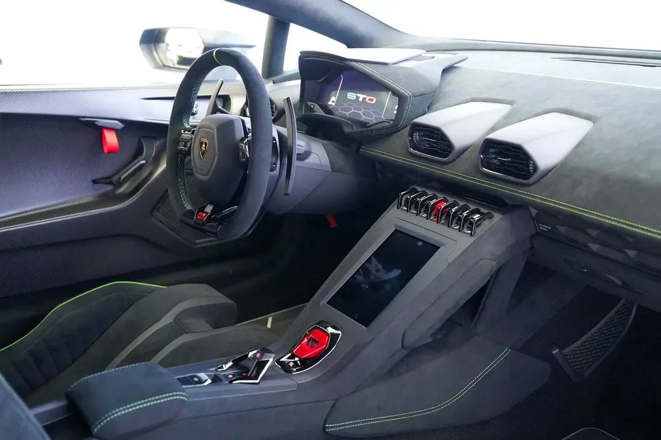 Lamborghini Huracan STO
