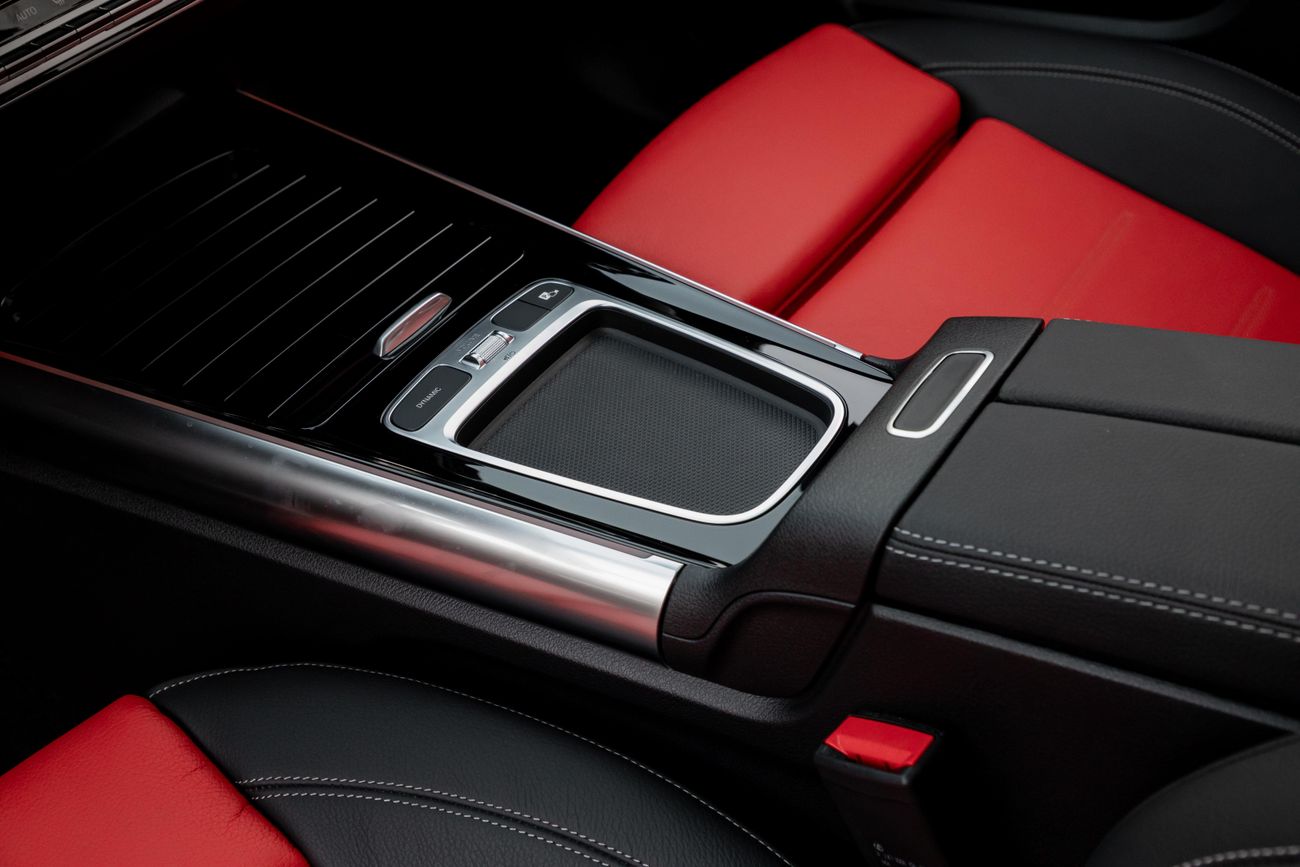 Mercedes-Benz GLA 220 GLA 35 AMG | 4,407 P.M | 0% Downpayment | AGENCY WARRANTY/SERVICE!