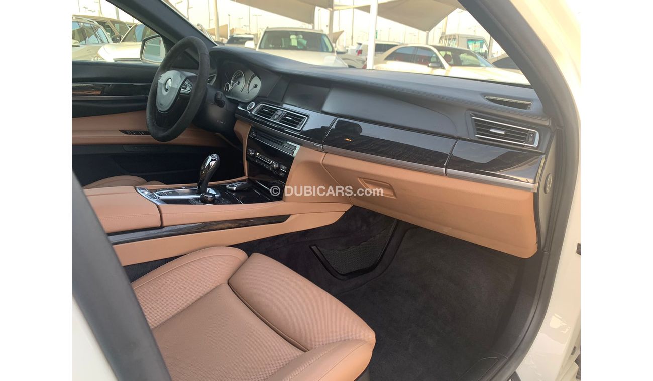 BMW 750Li BMW 750 Li_2011_Excellend_Condihich