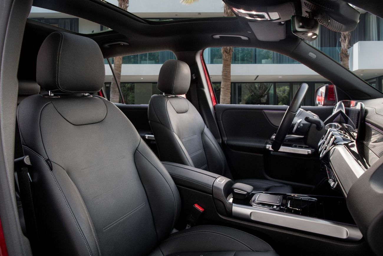 Mercedes-Benz EQB 350 EQB 350 | 2,428 P.M | 0% Downpayment | Agency Warranty!