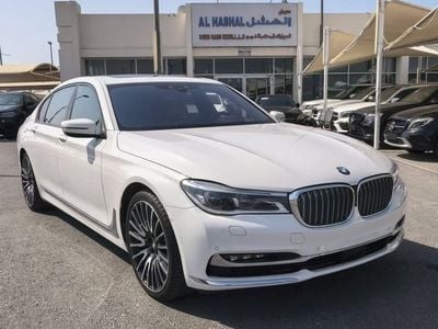 بي أم دبليو 750Li xDrive Executive 4.4L